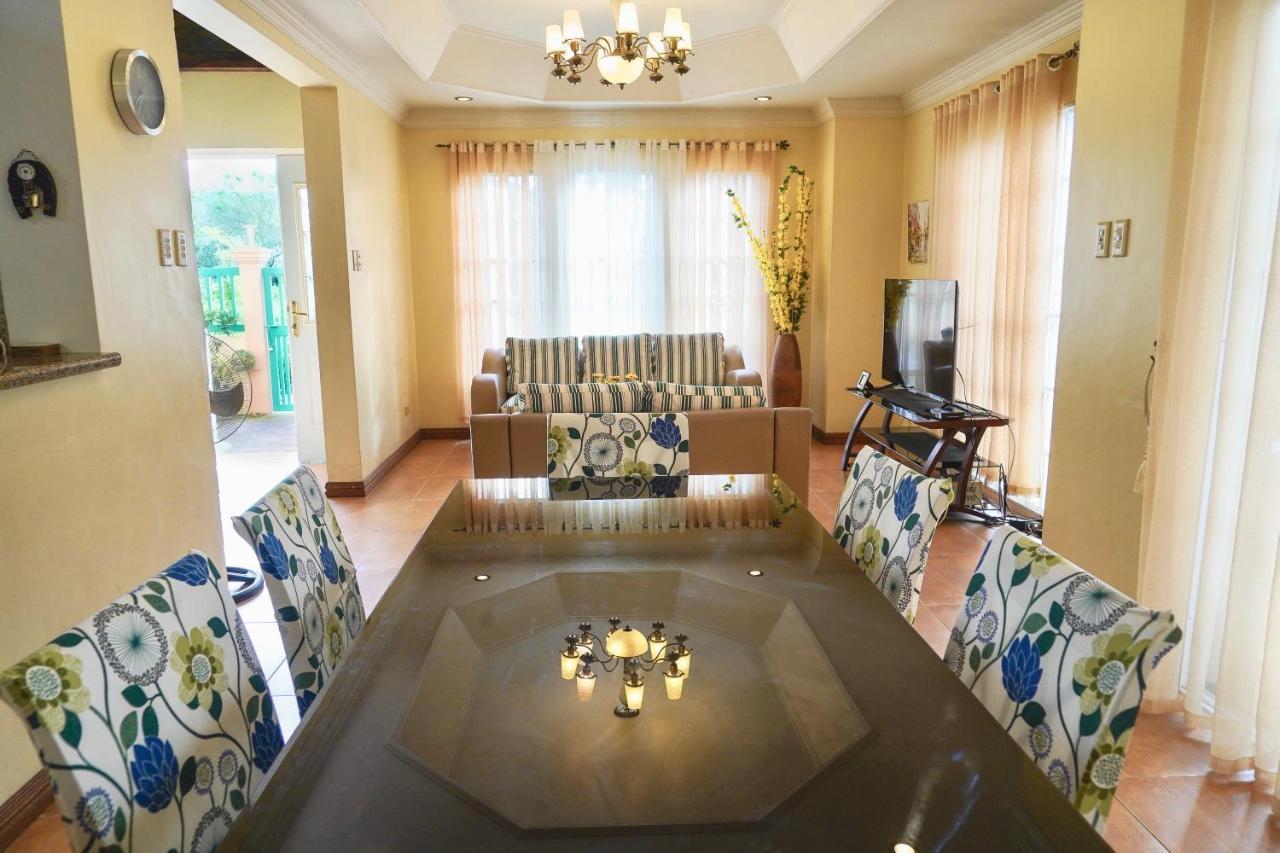 Charming Tagaytay Vacation Home Tagaytay City Екстер'єр фото